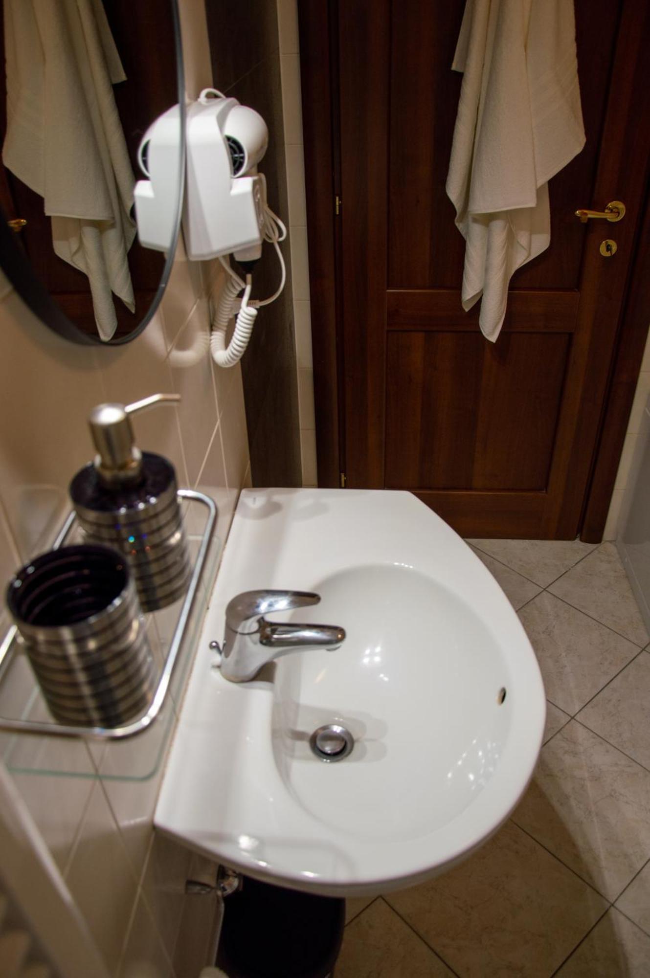 Testaccio Xix-Xxv Bed And Breakfast Ρώμη Εξωτερικό φωτογραφία
