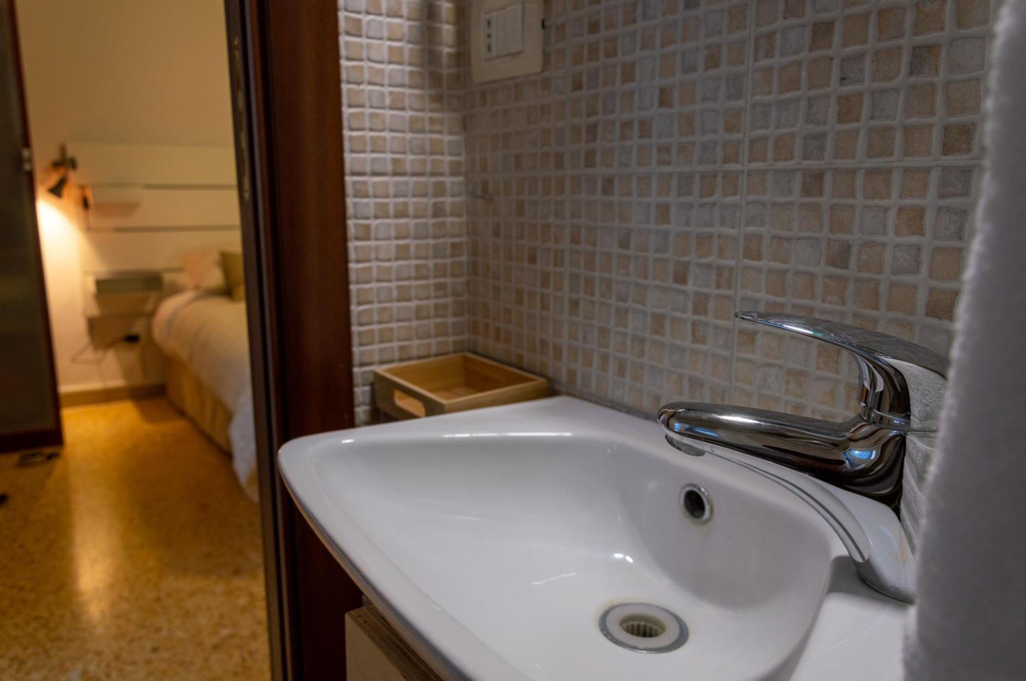 Testaccio Xix-Xxv Bed And Breakfast Ρώμη Εξωτερικό φωτογραφία
